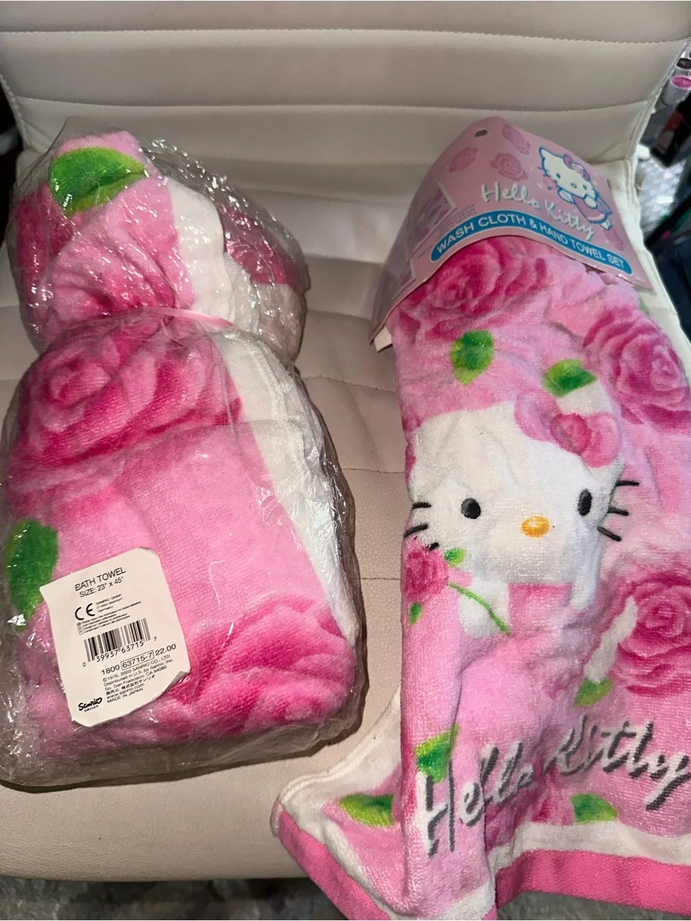 Hello Kitty Pink Floral Kids Bath Towel and Trash Bin Set